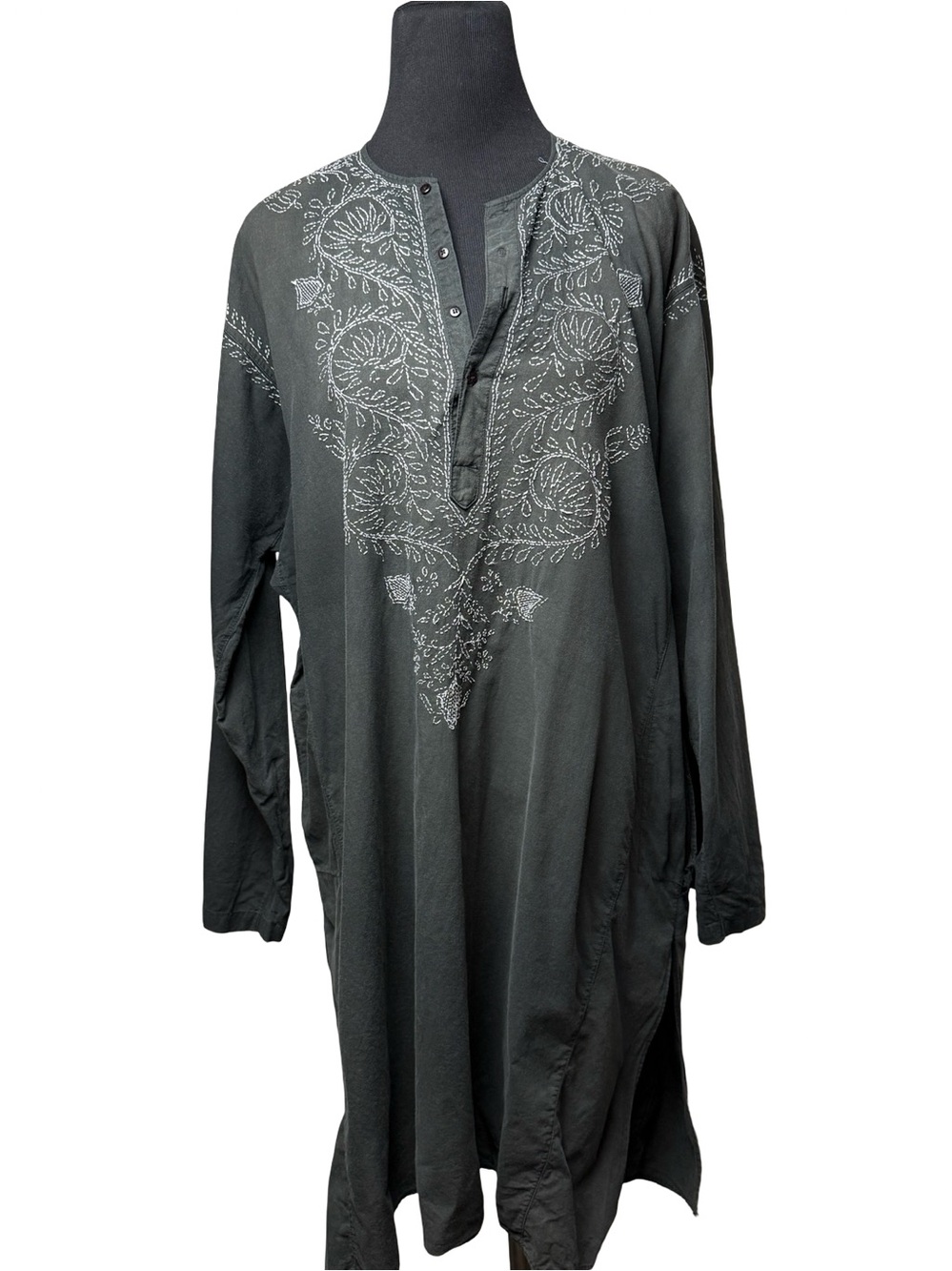 Sam Hilu’s Classic Embroidered Tunic Dress India SZ L Pockets Grey Black Buttons
